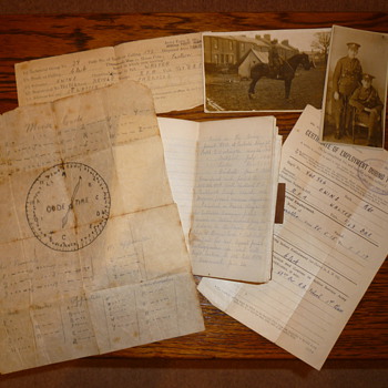 WWI soldiers paperwork - Military and Wartime