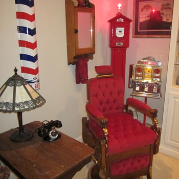 Antique tiger oak medicine/ barber shop cabinet. - Furniture