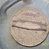 2 oil cans