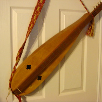 the hondo guitar