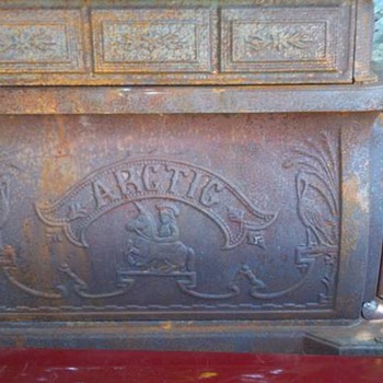 Has anyone seen a stove like this one. I can't find any info about it.