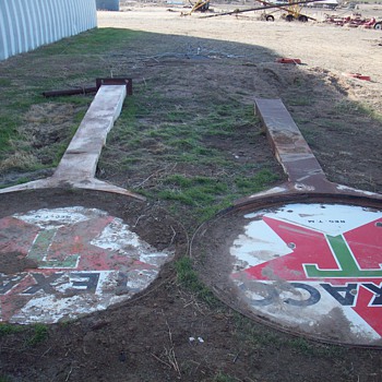 Old Texaco signs