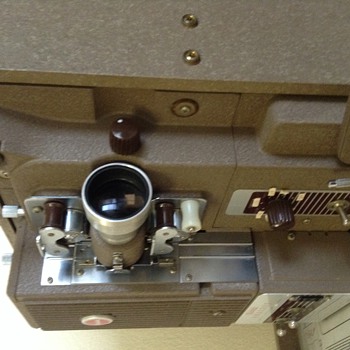 Kodak analyst 16mm projector - Cameras