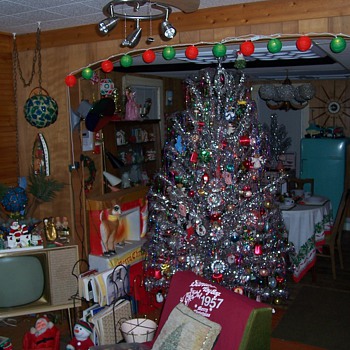 My Atomic Christmas House - Christmas