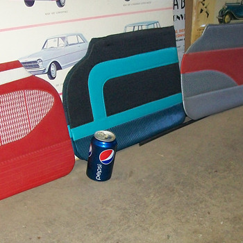 1957-1960? Saleman sample door panels - Classic Cars
