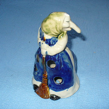Old lady container? - Art Pottery
