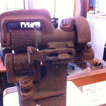 Possible Tin Crimping Tool