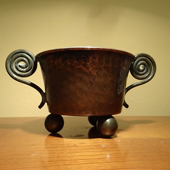 COPPER VASE - MADE IN SWEDEN