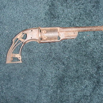 Relic condition Civil War Savage Navy Model Revolver - Military and Wartime