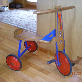 Steel with Wooden Seat Tricycle