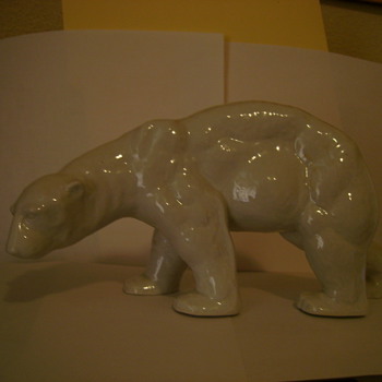 Schau Kunst Porcelain Polar Bear - Art Pottery