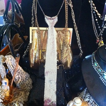Whiting & Davis mesh 