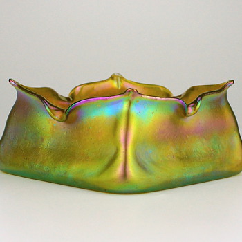 Loetz Silberiris circa 1901 documented production form 2/572 - Art Glass