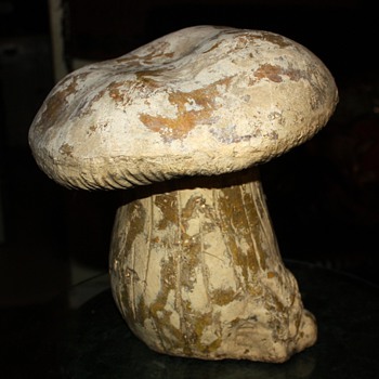 large pottery mushroom - Art Pottery
