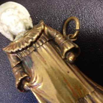 Angel / Crinolin Lady With Bisque Head Vesta Matchsafe - Tobacciana