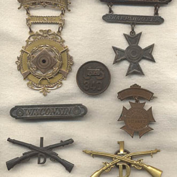 Does anyone here own this group? - Medals Pins and Badges