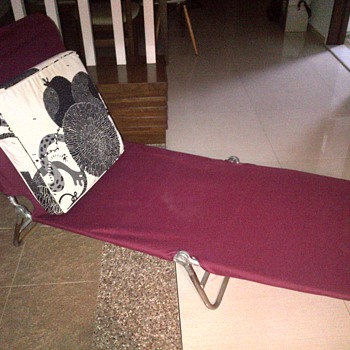 Vintage Banana Lounger - Furniture