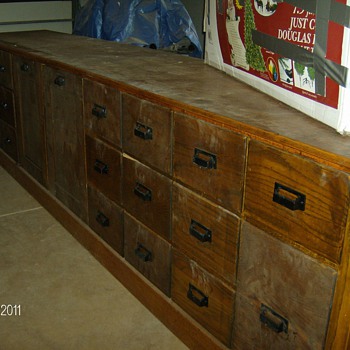 store front - Furniture