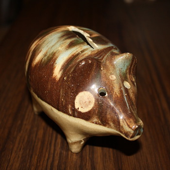 Large Piggy with Spotted Face
