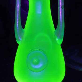 Orpheus Fluorescing - Art Glass