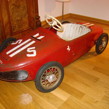 Ferrari 156 by Morellet Guerineau (France) - Toys