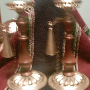 pair of candle sticks 