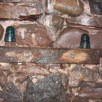 Hemingrey Glass insulator