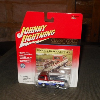 Johny Lighting Dodge Rebellion Classic Gold Wheelstander - Model Cars