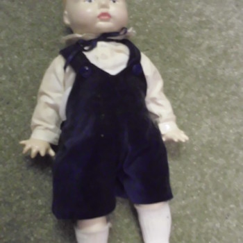 Just found when cleaning out my Grandmothers Home need info