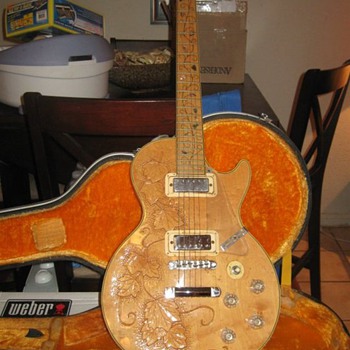 Heerby Guitar