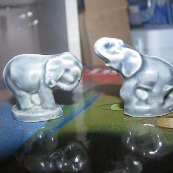 Wade Rose Tea Elephants - Animals
