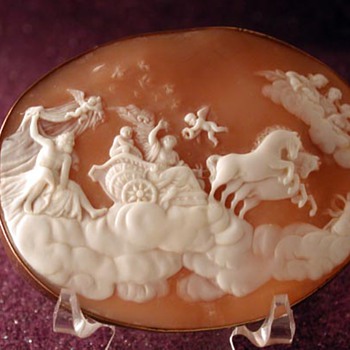 Huge cameo of Aurora - Victorian Era