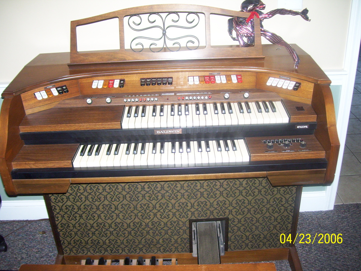 Baldwin+Organ+Models http://www.collectorsweekly.com/stories/61761-baldwin-organ