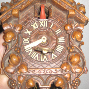 Lux cuckoo clock - Clocks