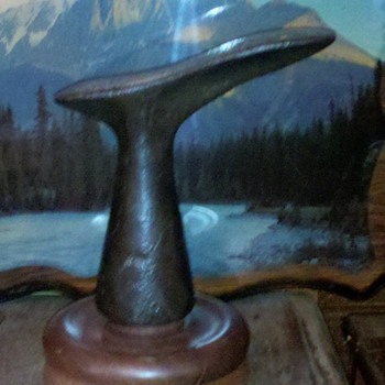 Cast Iron Shoe Repair Thingy - Shoes