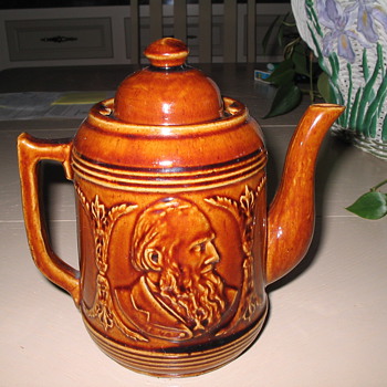 Antique Teapot - Kitchen