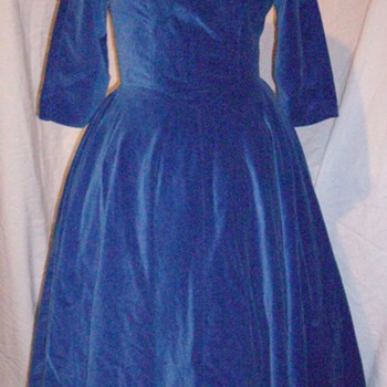 Vintage 1950's blue velvet cocktail dress.
