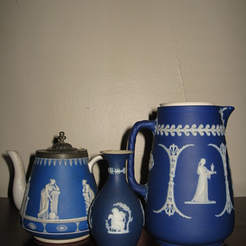 WEDGWOOD  JASPERWARE - Art Pottery