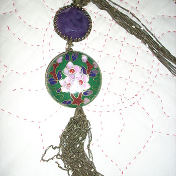 Here is a new find today, and anyone I.D. it? - Costume Jewelry