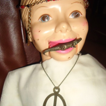Mid Century Groovy! Simon is now a Hippie with peace medallion and alligator clip! - Costume Jewelry