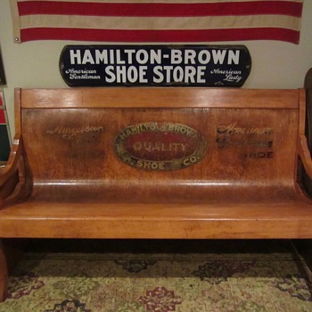 Hamilton Brown Shoes bench and porcelain sign - Advertising