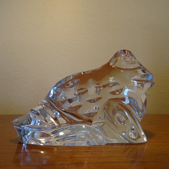 WATERFORD CRYSTAL FROG  - Glassware
