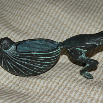 Frog Sculpture - Animals