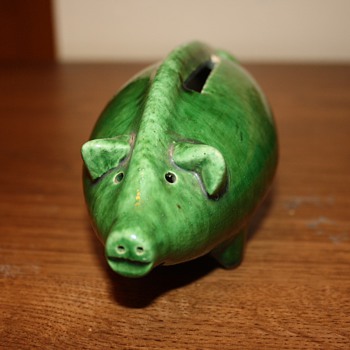 Unique Green Piggy Bank - Coin Operated