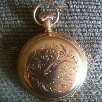i have no idea anything about this watch is it worth selling vs scrapping for gold value - Pocket Watches