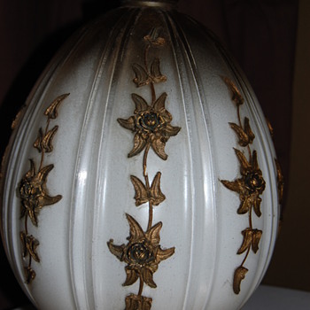 Large Guilded Levinton Table Lamp - Brass Roses