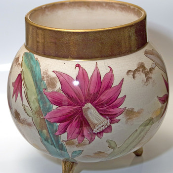 Adderley Jardiniere bone China vase - Art Pottery