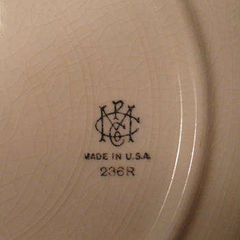 Please help identify the manufacturer. - China and Dinnerware