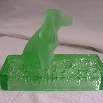 Green GLASS Paperweight DOG Cocker Spaniel  MYSTERY