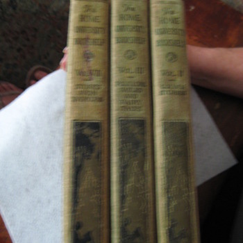 Folk-Lore, Fables and Fairey Tales Copyright 1927 - Books